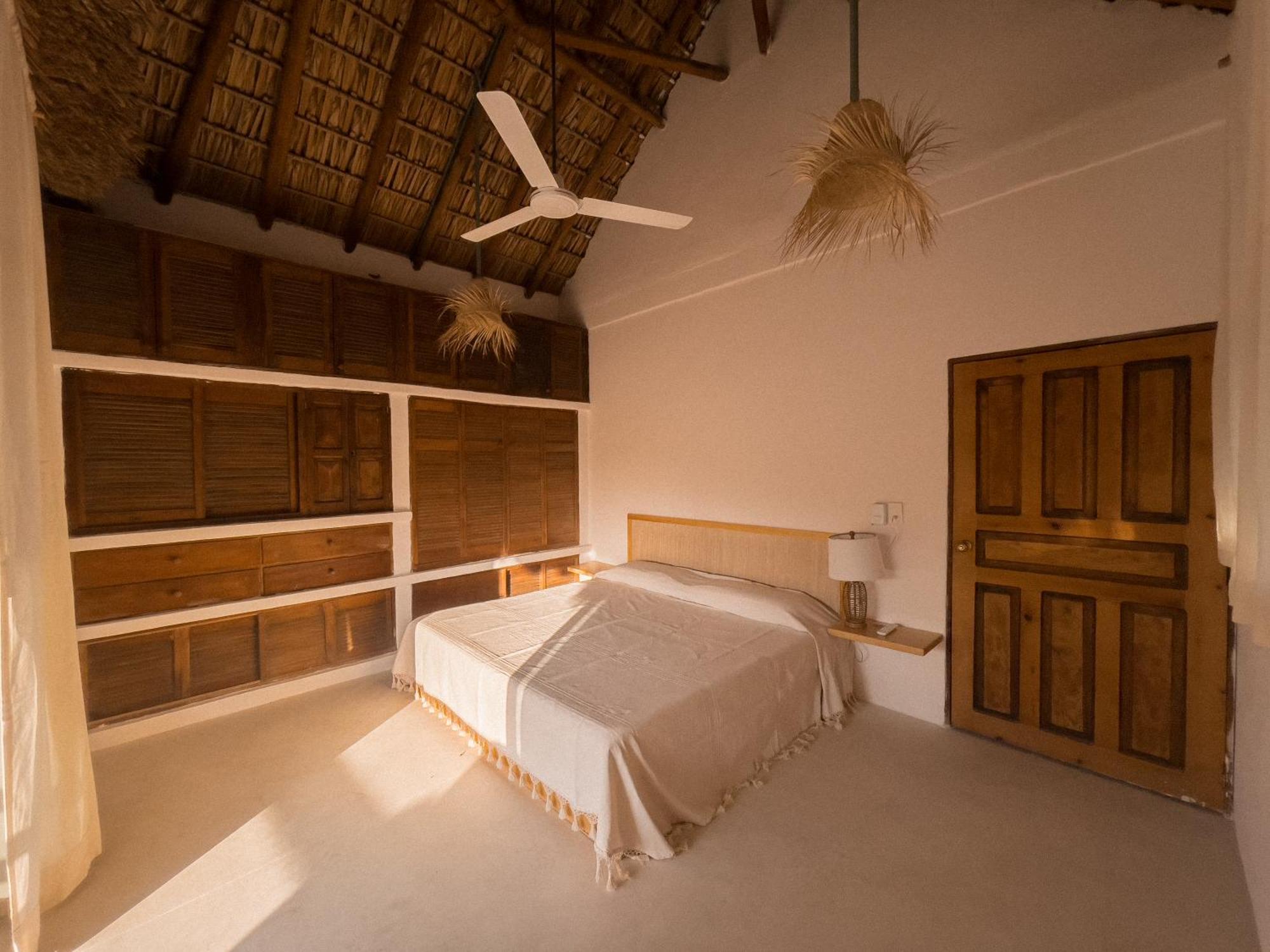 La Punta Rooms Brisas de Zicatela Экстерьер фото