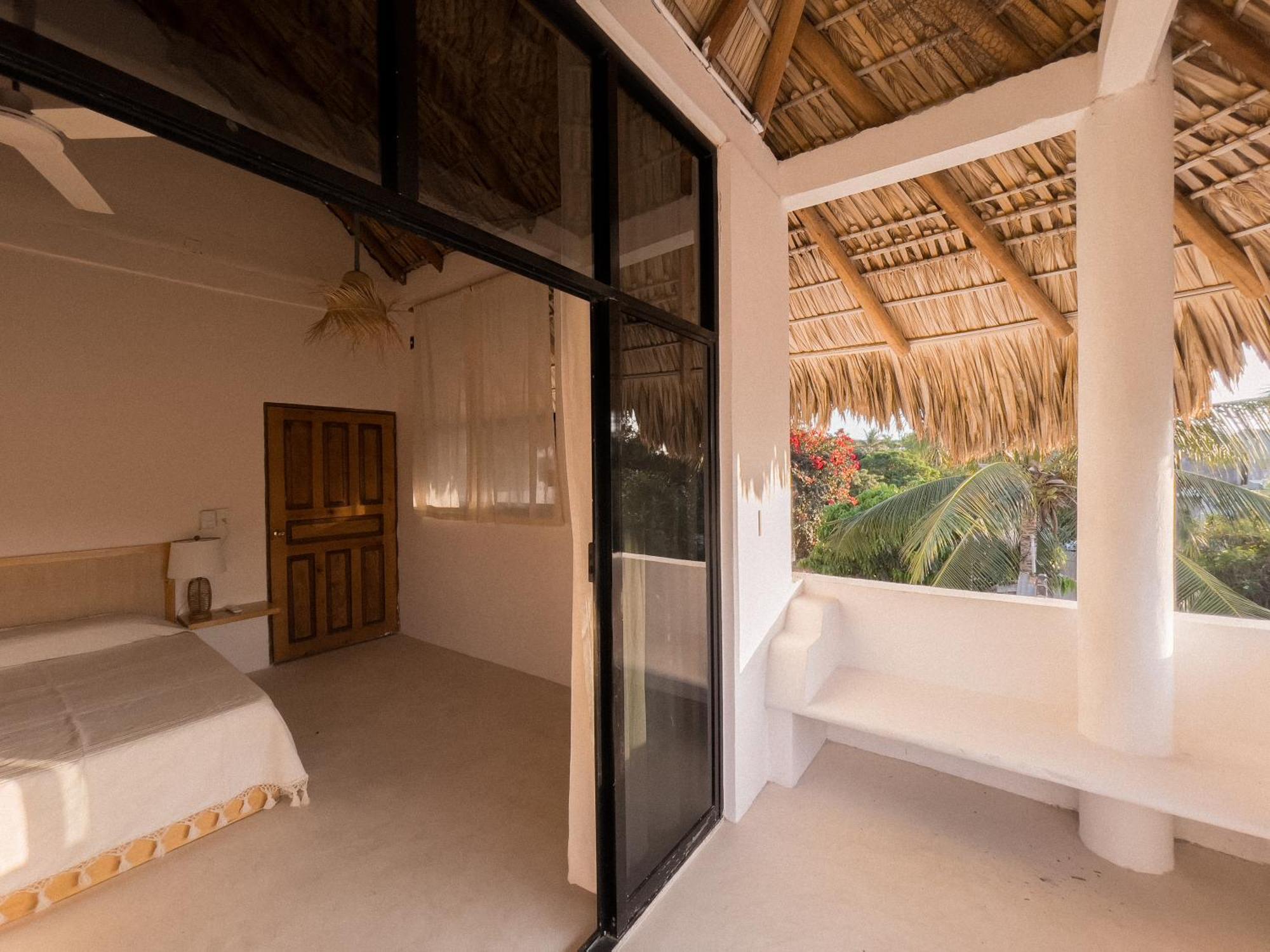La Punta Rooms Brisas de Zicatela Экстерьер фото