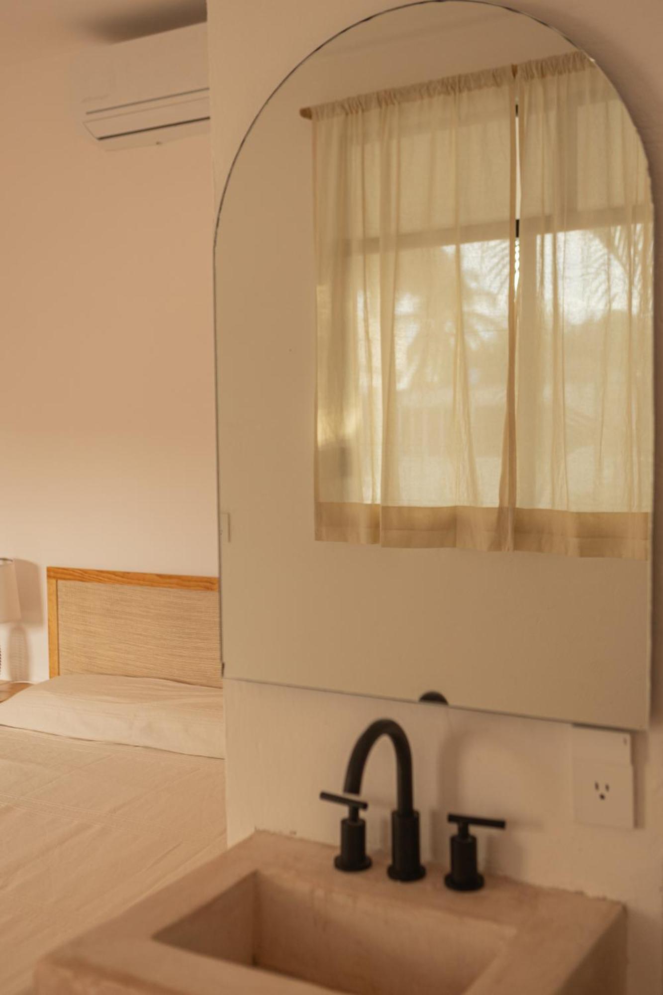 La Punta Rooms Brisas de Zicatela Экстерьер фото