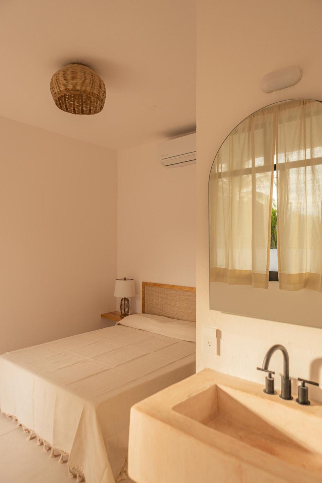 La Punta Rooms Brisas de Zicatela Экстерьер фото