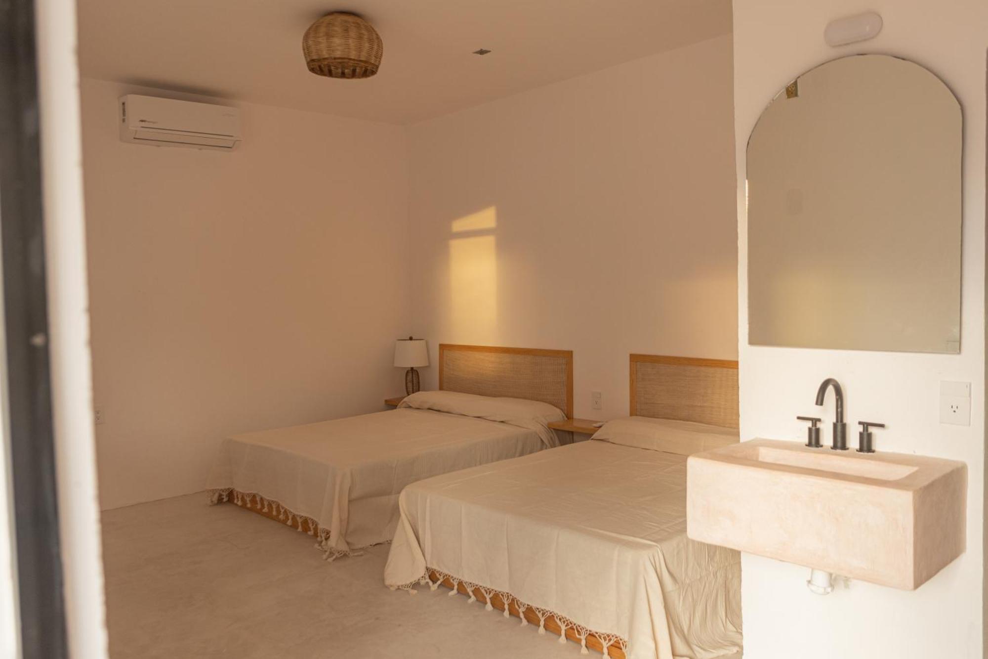 La Punta Rooms Brisas de Zicatela Экстерьер фото